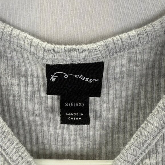Art Class Light Gray V-Neck Ribbed Tee Girls Size Small 6/6x - Picture 3 of 6